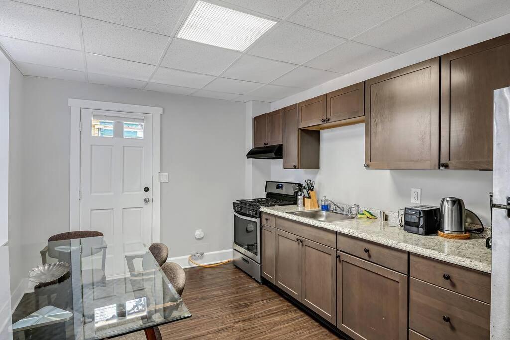 Appartement Hbg 1Br: Modern Vintage Gem à Harrisburg Extérieur photo