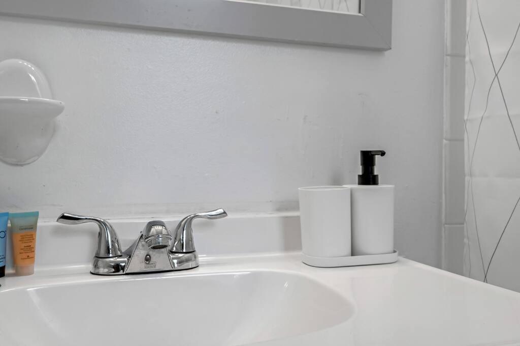 Appartement Hbg 1Br: Modern Vintage Gem à Harrisburg Extérieur photo